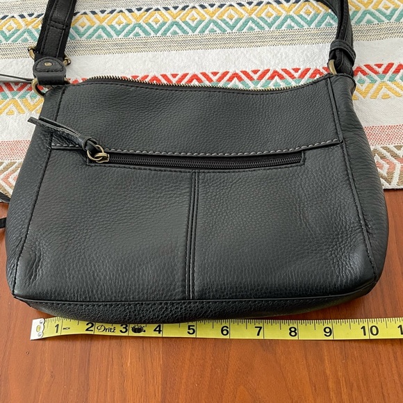 The Sak Small Black Leather Pebble Handbag Zipper Top Adjustable Strap Brass - Picture 3 of 10